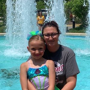 Meet your Posher, Kelli